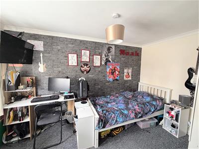 Picture 12